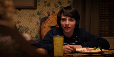 Stranger_Things_S02E01_mp41838.jpg