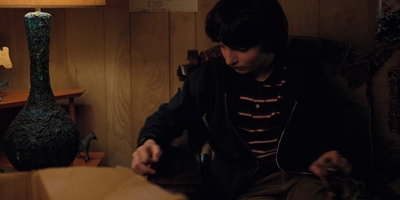 Stranger_Things_S02E01_mp42051.jpg