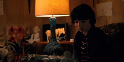 Stranger_Things_S02E01_mp42063.jpg