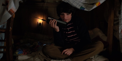Stranger_Things_S02E01_mp42085.jpg