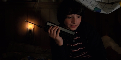 Stranger_Things_S02E01_mp42100.jpg