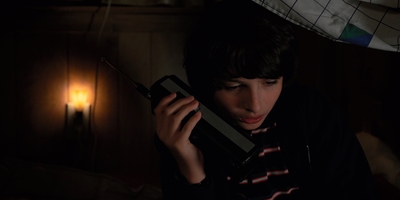 Stranger_Things_S02E01_mp42106.jpg