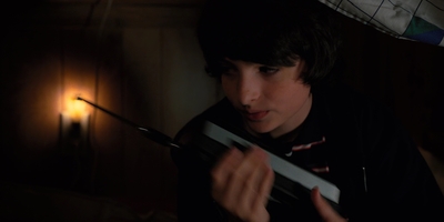 Stranger_Things_S02E01_mp42109.jpg