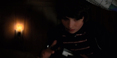 Stranger_Things_S02E01_mp42110.jpg