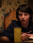 Stranger_Things_S02E01_mp41834.jpg