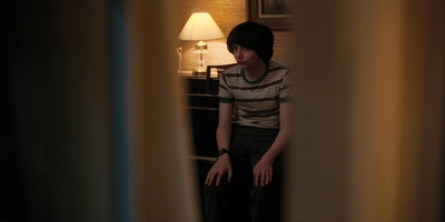 Stranger_Things_S02E02_mp42949.jpg