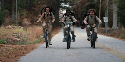 Stranger_Things_S02E02_mp44256.jpg
