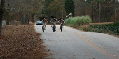 Stranger_Things_S02E02_mp44277.jpg