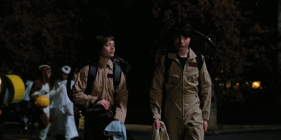 Stranger_Things_S02E02_mp45022.jpg