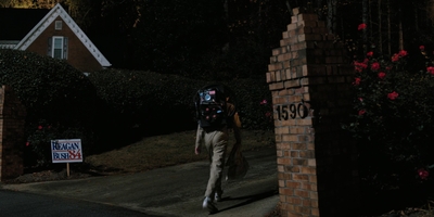 Stranger_Things_S02E02_mp45035.jpg