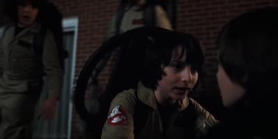 Stranger_Things_S02E02_mp45128.jpg