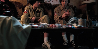 Stranger_Things_S02E02_mp45339.jpg