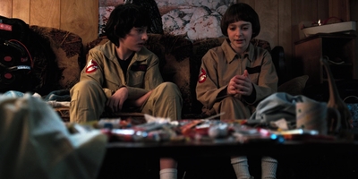 Stranger_Things_S02E02_mp45341.jpg