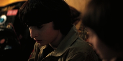 Stranger_Things_S02E02_mp45405.jpg