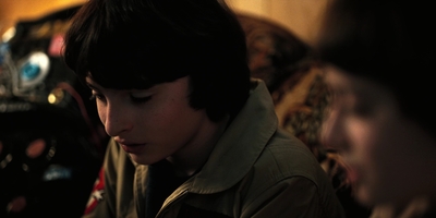 Stranger_Things_S02E02_mp45414.jpg