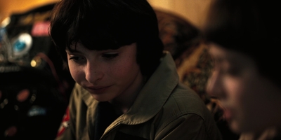 Stranger_Things_S02E02_mp45419.jpg