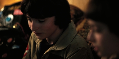 Stranger_Things_S02E02_mp45425.jpg