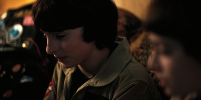 Stranger_Things_S02E02_mp45426.jpg