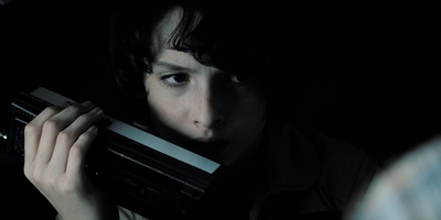 Stranger_Things_S02E02_mp45720.jpg