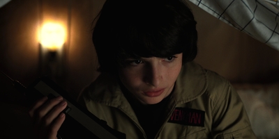 Stranger_Things_S02E02_mp45727.jpg