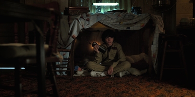 Stranger_Things_S02E02_mp45729.jpg