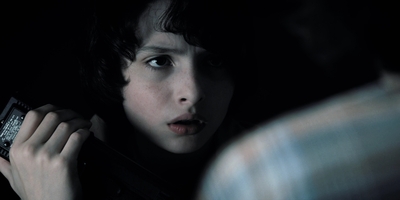 Stranger_Things_S02E02_mp45738.jpg
