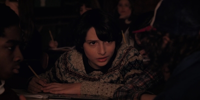 Stranger_Things_S02E03_mp46528.jpg