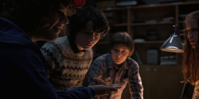 Stranger_Things_S02E03_mp47062.jpg