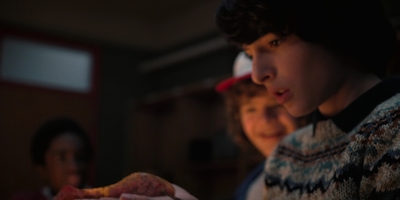 Stranger_Things_S02E03_mp47081.jpg