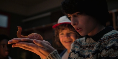 Stranger_Things_S02E03_mp47082.jpg