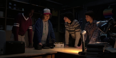Stranger_Things_S02E03_mp47894.jpg