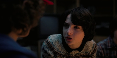 Stranger_Things_S02E03_mp47929.jpg