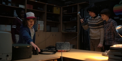 Stranger_Things_S02E03_mp47969.jpg