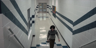 Stranger_Things_S02E03_mp48193.jpg