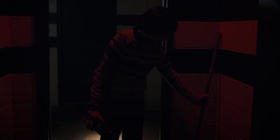 Stranger_Things_S02E03_mp48257.jpg