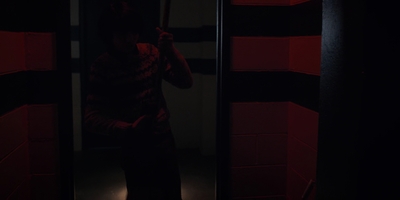 Stranger_Things_S02E03_mp48259.jpg