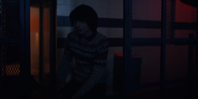Stranger_Things_S02E03_mp48271.jpg