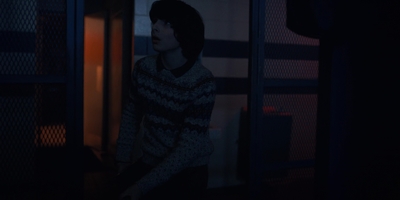 Stranger_Things_S02E03_mp48272.jpg