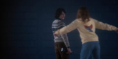 Stranger_Things_S02E03_mp48358.jpg