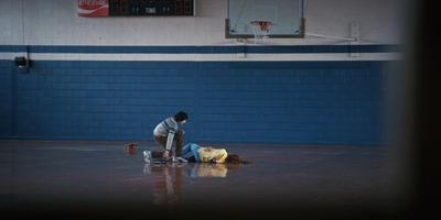 Stranger_Things_S02E03_mp48373.jpg