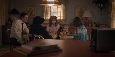 Stranger_Things_S02E04_mp40567.jpg