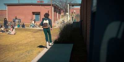 Stranger_Things_S02E04_mp41327.jpg