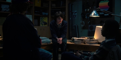 Stranger_Things_S02E04_mp41357.jpg