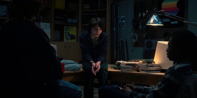 Stranger_Things_S02E04_mp41362.jpg