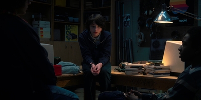 Stranger_Things_S02E04_mp41372.jpg
