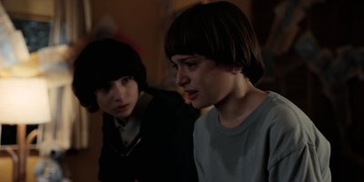 Stranger_Things_S02E05_mp42648.jpg