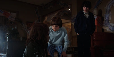 Stranger_Things_S02E05_mp43081.jpg