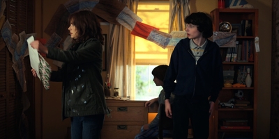 Stranger_Things_S02E05_mp43898.jpg