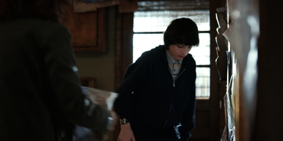 Stranger_Things_S02E05_mp43916.jpg