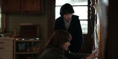 Stranger_Things_S02E05_mp43921.jpg